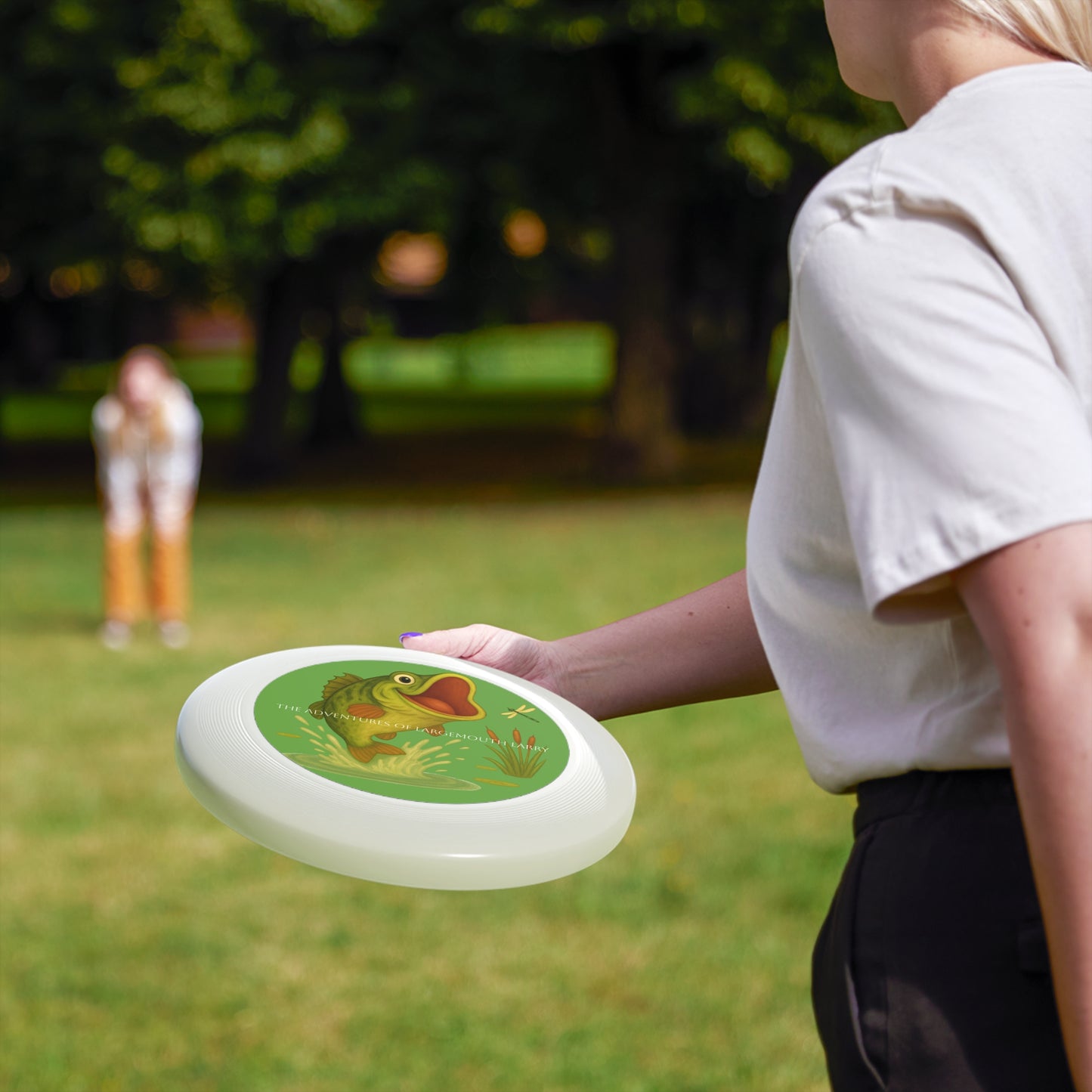 Lively Fish-Themed Frisbee for Outdoor Fun, Perfect Gift for Fishing Enthusiasts, Summer Parties, Family Gatherings, Backyard Games, [...]