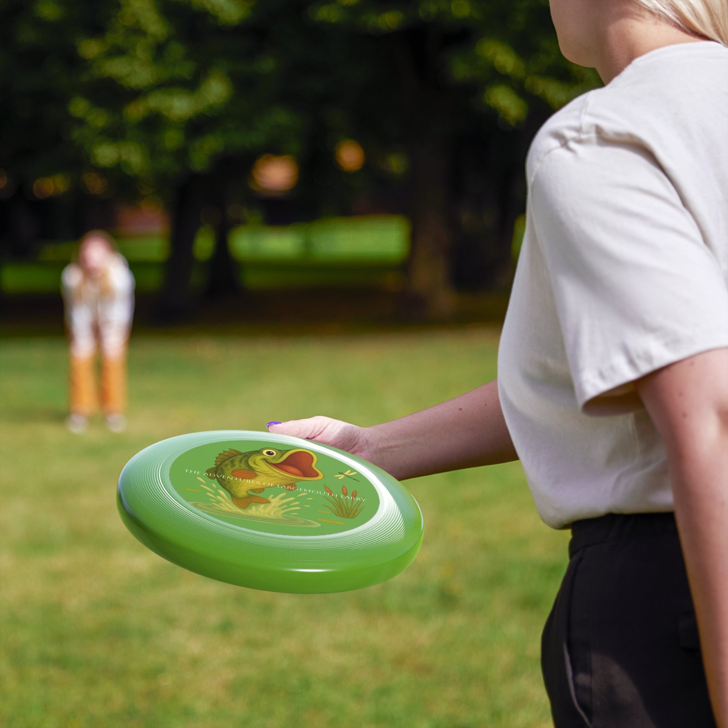 Lively Fish-Themed Frisbee for Outdoor Fun, Perfect Gift for Fishing Enthusiasts, Summer Parties, Family Gatherings, Backyard Games, [...]